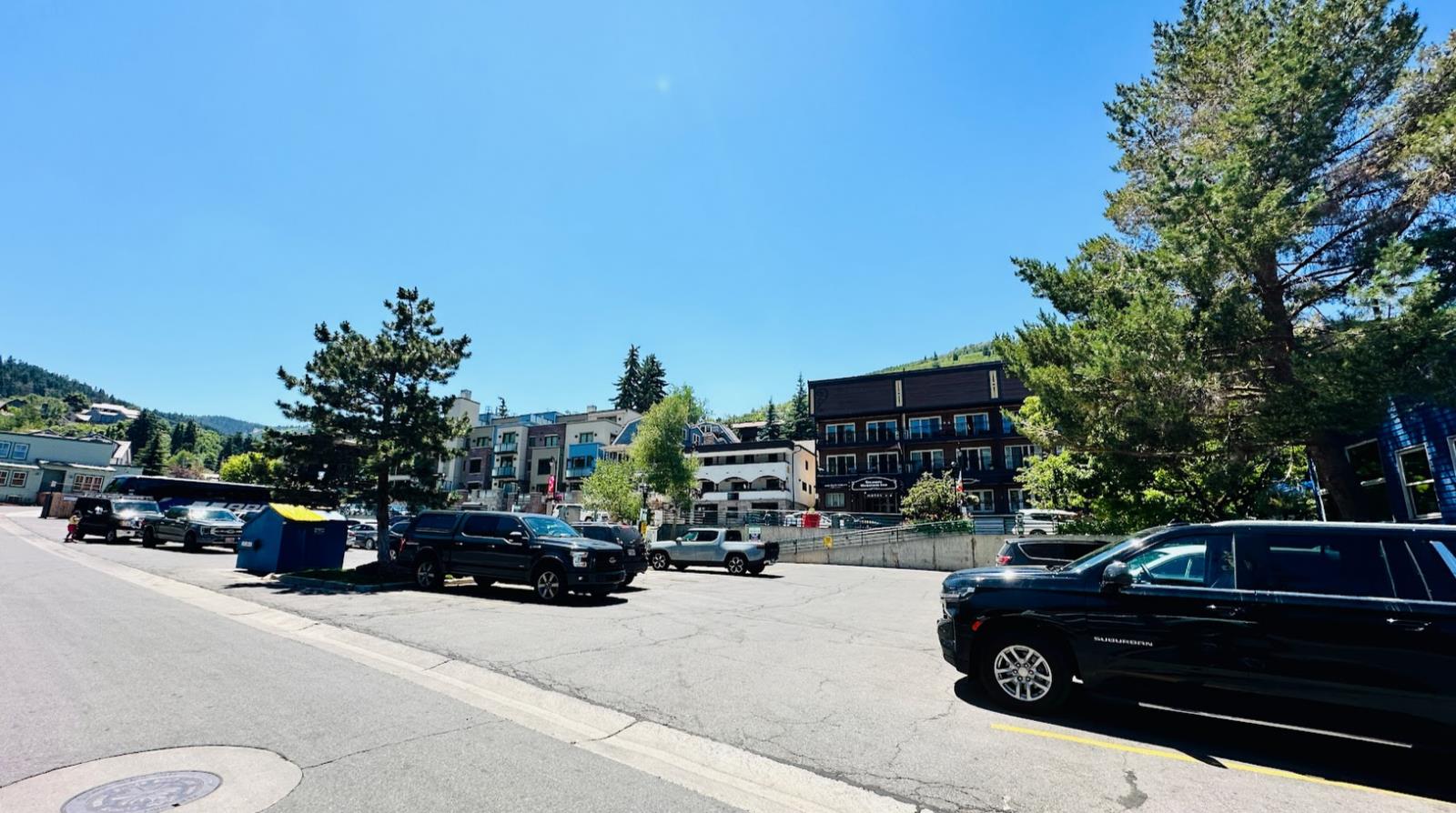 BrewPub - Downtown Parking